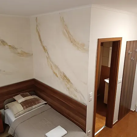 Boglarka Vendeghaz * Mosonmagyaróvár