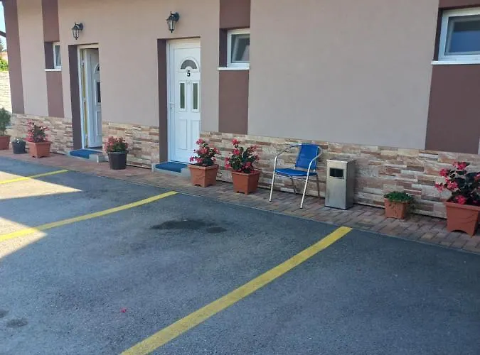 Daire Boglarka Vendeghaz Mosonmagyaróvár