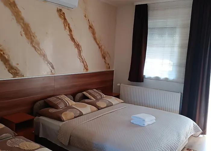 Boglarka Vendeghaz Daire